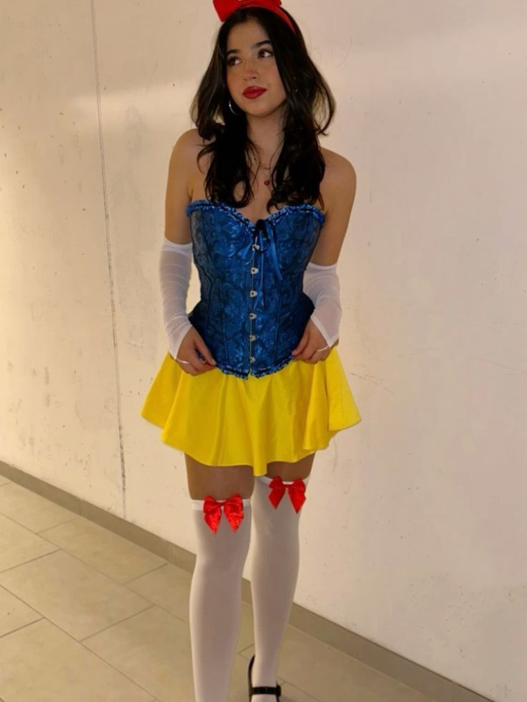 Conjunto: Espartilho Lingerie Branca de Neve