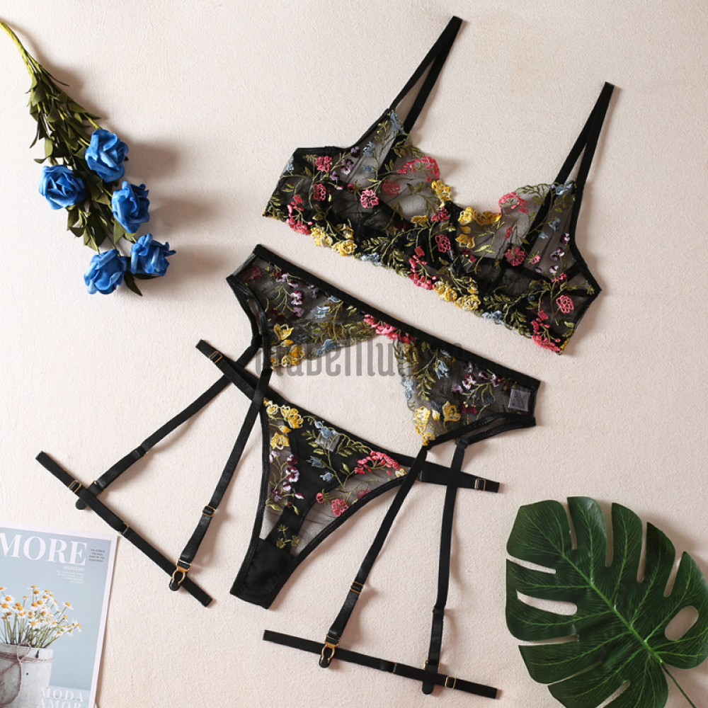 Conjunto Lingerie Floral Cinta Liga Fio Dental Preto / P