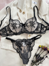 Conjunto Lingerie Midnight Bloom